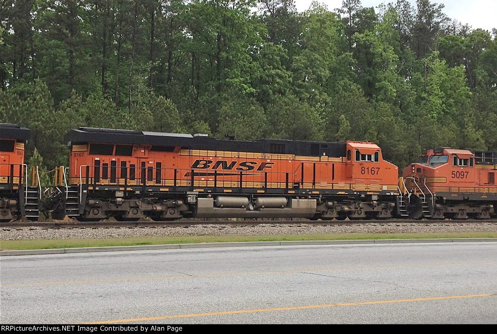 BNSF 8167 in a quartet of units